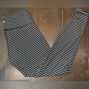 Lululemon Wunder Under high-rise Tight 28” luxtreme Size 10